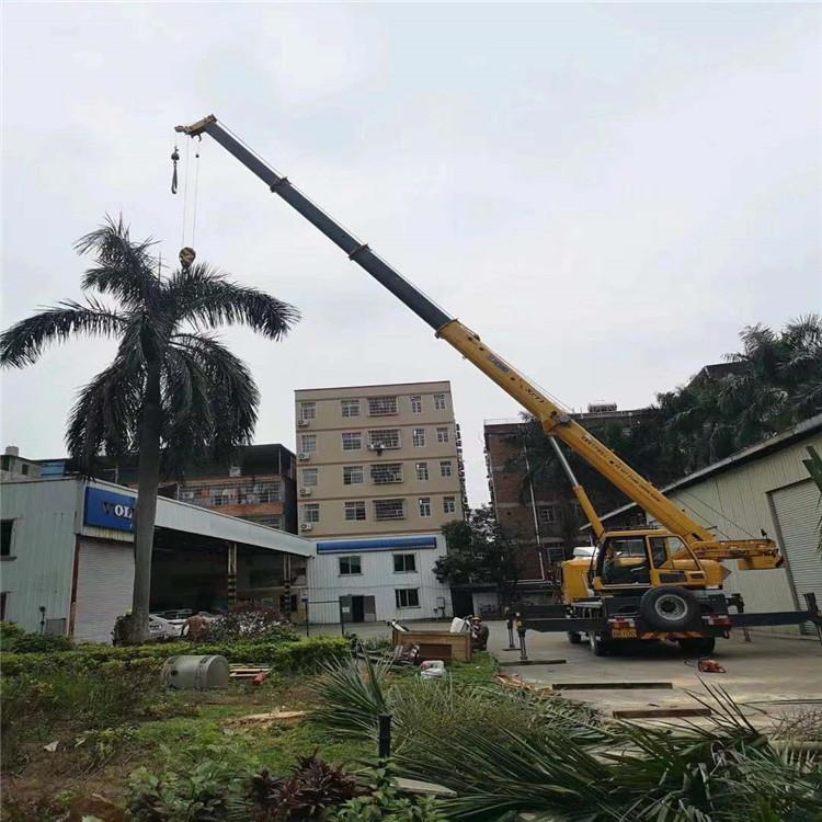 苏州吴江12吨吊车出租一天的收费标准是什么