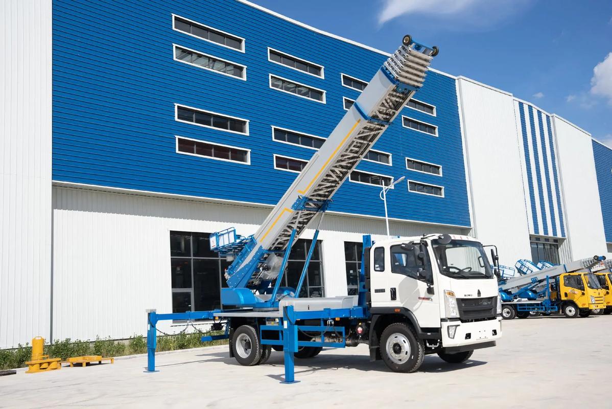 苏州吴江小型云梯车上料车租赁多少钱